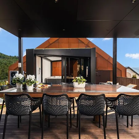 シャレー Zerm House With Pool, Jacuzzi & Sauna - Gorski Kotar