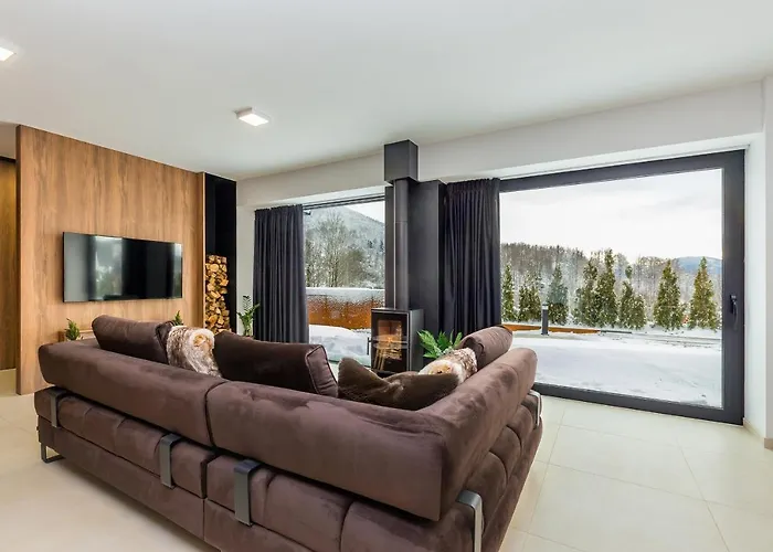 Zerm House With Pool, Jacuzzi & Sauna - Gorski Kotar Chalet *