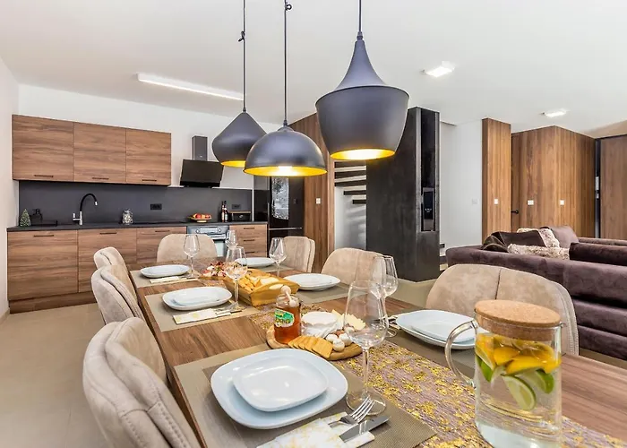 Zerm House With Pool, Jacuzzi & Sauna - Gorski Kotar Chalet Mrkopalj