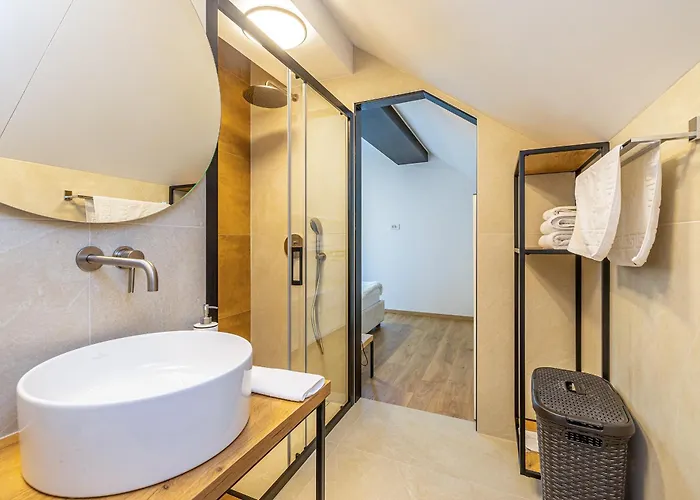 Zerm House With Pool, Jacuzzi & Sauna - Gorski Kotar Mrkopalj