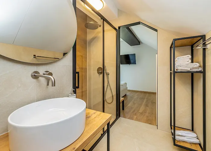 Zerm House With Pool, Jacuzzi & Sauna - Gorski Kotar Mrkopalj