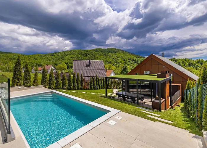 Zerm House With Pool, Jacuzzi & Sauna - Gorski Kotar Chalet *