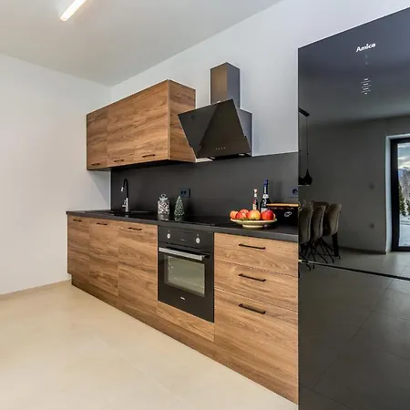 Zerm House With Pool, Jacuzzi & Sauna - Gorski Kotar Chalet *