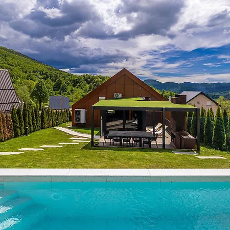 Zerm House With Pool, Jacuzzi & Sauna - Gorski Kotar